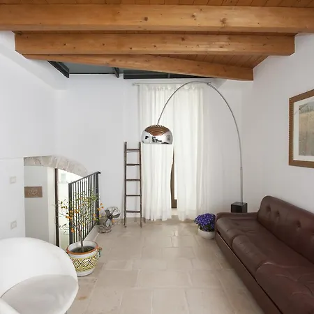 فندق مبيت وإفطار Dimora Nonna Rosa 3*
